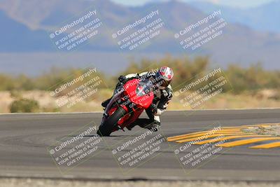 media/Oct-09-2022-SoCal Trackdays (Sun) [[95640aeeb6]]/Turn 15 (150pm)/